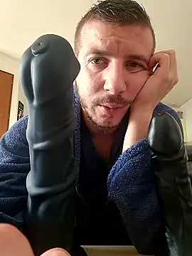 Angel-Boy30 online show from 9, 1, 2026