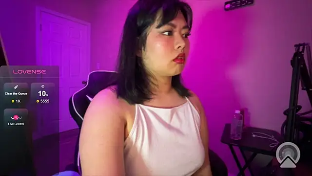 kuromixx444 online show from 13, 4, 2026