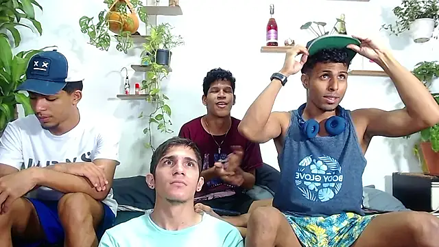 Interracial Snow Bunny online show from 3, 3, 2026