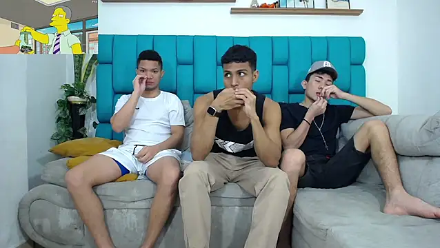 Interracial Snow Bunny online show from 29, 3, 2026