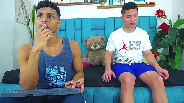 Interracial Snow Bunny online show from 29, 5, 2026