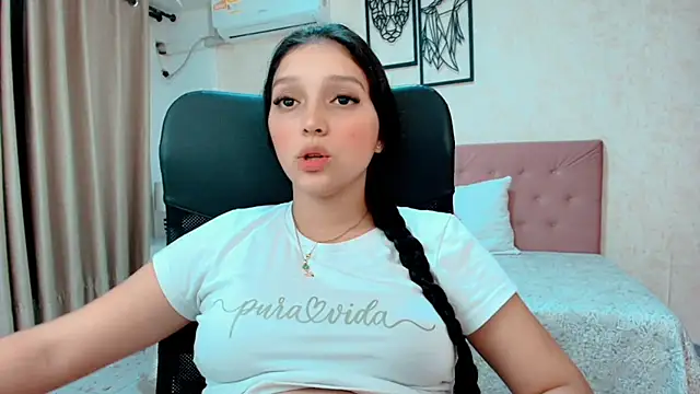 littlemolly walcott online show from 5, 4, 2026