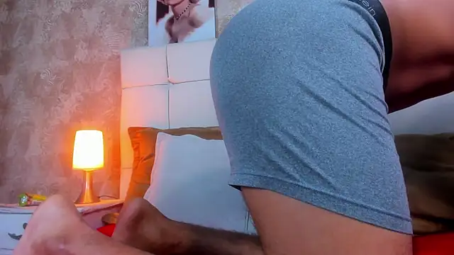 Liam Mush online show from 8, 4, 2026