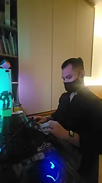 OnlyHand9x online show from 4, 2, 2026