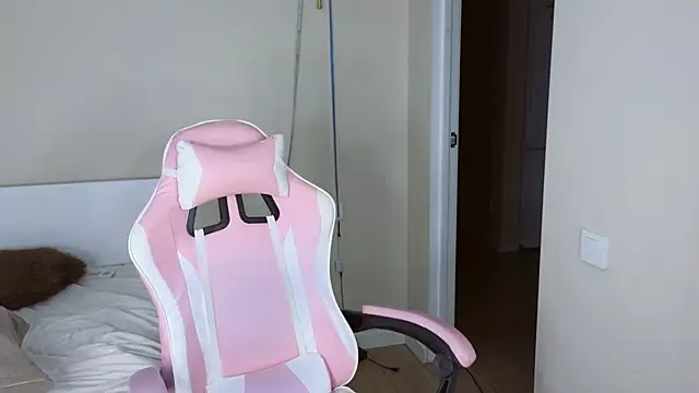 jasmilee online show from 31, 3, 2026