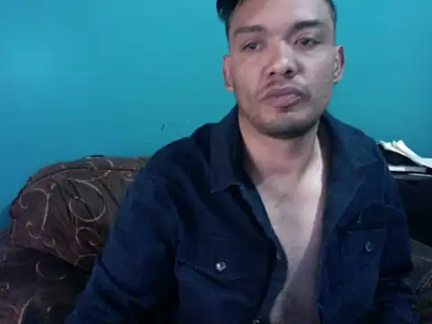 Snapshot of latinomoreno95 chatting on 13, 1, 2026 latinomoreno95 online show from 13, 1, 2026