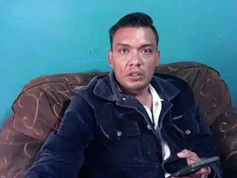 Snapshot of latinomoreno95 chatting on 2, 2, 2026 latinomoreno95 online show from 2, 2, 2026