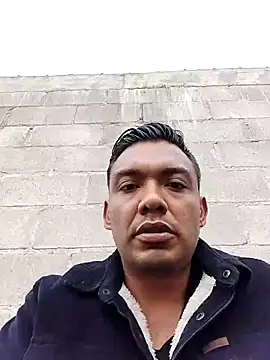 Snapshot of latinomoreno95 chatting on 3, 2, 2026 latinomoreno95 online show from 3, 2, 2026