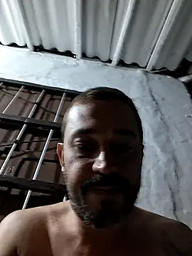 Snapshot of Johnnyhotlatmale chatting on 7, 1, 2026 Johnnyhotlatmale online show from 7, 1, 2026