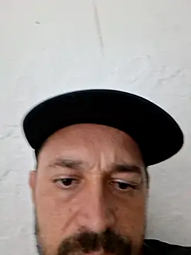 Snapshot of Johnnyhotlatmale chatting on 13, 1, 2026 Johnnyhotlatmale online show from 13, 1, 2026