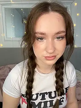 cuteeyesbaby online show from 24, 2, 2026