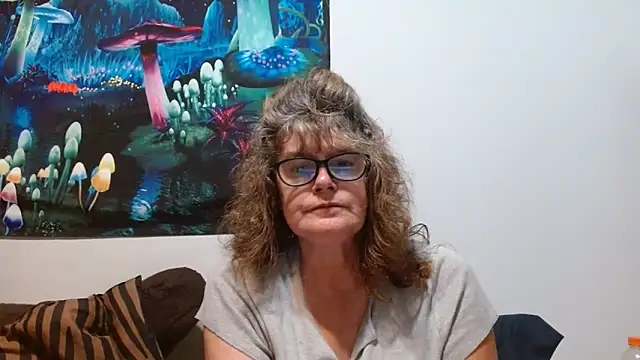 ladylavende3 online show from 25, 9, 2025