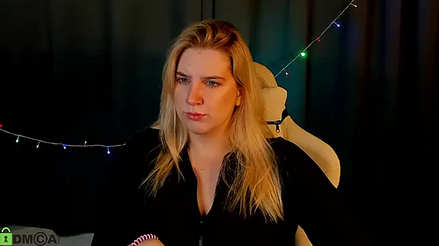 Snapshot of SoftLana chatting on 13, 1, 2026 SoftLana online show from 13, 1, 2026