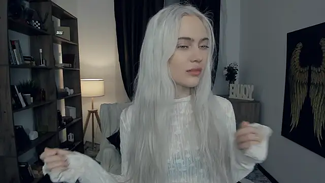 KristalCrowner online show from 13, 2, 2026