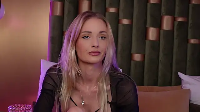 AmeliaAngel online show from 14, 10, 2025