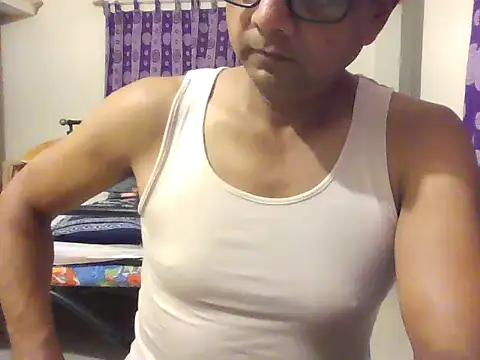 Snapshot of Moh-Moksha chatting on 11, 5, 2026 Moh-Moksha online show from 11, 5, 2026