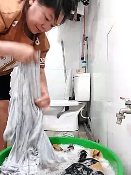 donaaa2 online show from 15, 2, 2026