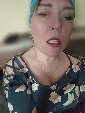 Snapshot of SweetTastes chatting on 10, 7, 2026 SweetTastes online show from 10, 7, 2026