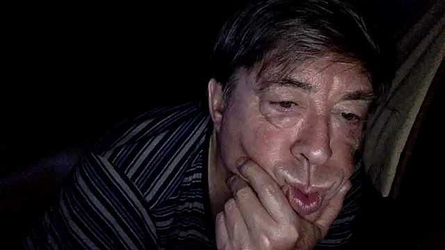 Snapshot of alfredo10011 chatting on 17, 6, 2026 alfredo10011 online show from 17, 6, 2026