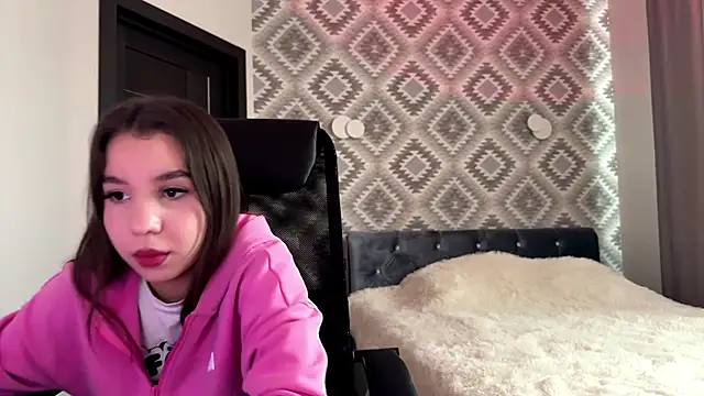 tiffanyrap online show from 7, 1, 2026