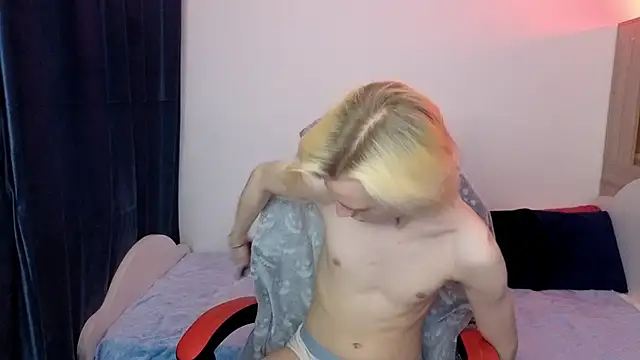 lucidangelok1 online show from 28, 3, 2026