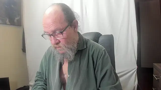 Uncle Hottie online show from 6, 1, 2026