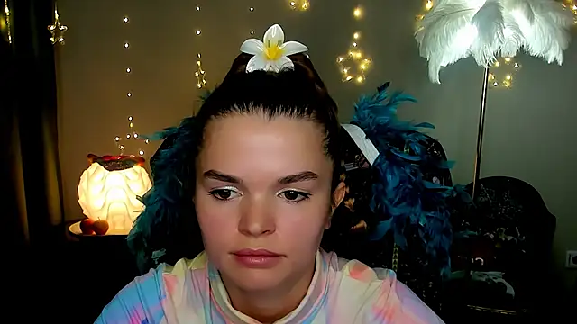 Snapshot of SaraGolben chatting on 12, 1, 2026 SaraGolben online show from 12, 1, 2026