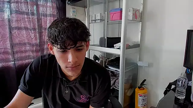 Snapshot of MaxStar26 chatting on 19, 1, 2026 MaxStar26 online show from 19, 1, 2026