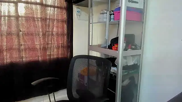 Snapshot of MaxStar26 chatting on 3, 2, 2026 MaxStar26 online show from 3, 2, 2026