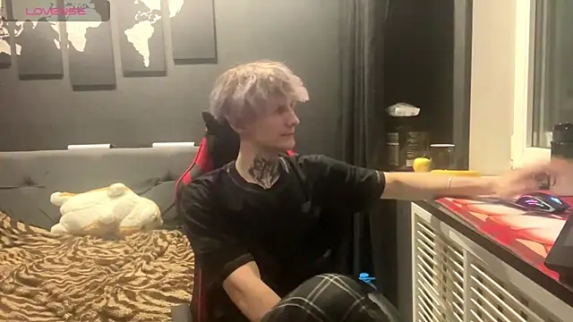 Mastur Bister online show from 15, 1, 2026