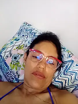 Elizabeth manzon online show from 11, 6, 2026
