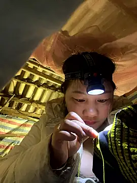 Snapshot of comteze12 chatting on 13, 1, 2026 comteze12 online show from 13, 1, 2026