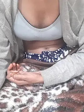 Royal Gril online show from 28, 2, 2026