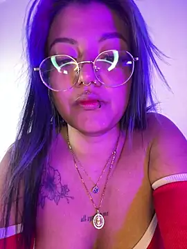 queen of you heart online show from 10, 4, 2026