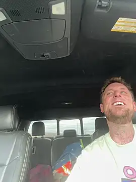 WIDBIGWHITECOCK online show from 19, 4, 2026