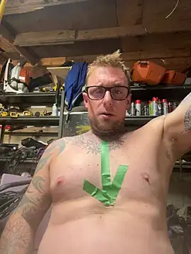 WIDBIGWHITECOCK online show from 29, 7, 2026