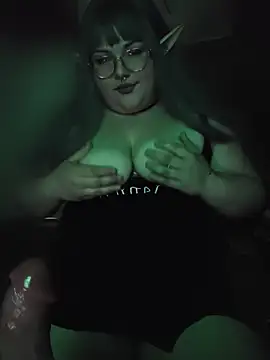LunaLuxxx666 online show from 9, 7, 2026