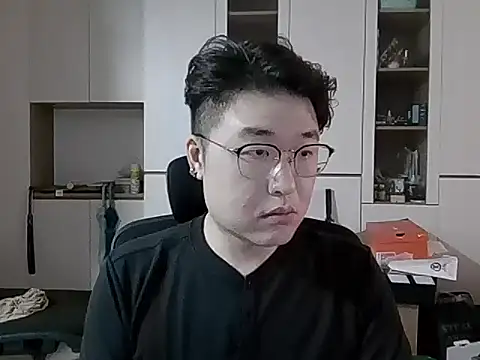 Snapshot of W0Ijn chatting on 8, 5, 2026 W0Ijn online show from 8, 5, 2026