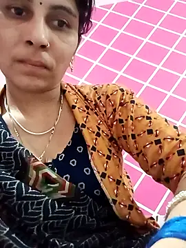 Snapshot of Hot_ree85 chatting on 17, 2, 2026 Hot ree85 online show from 17, 2, 2026