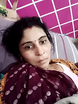 Snapshot of Hot_ree85 chatting on 22, 2, 2026 Hot ree85 online show from 22, 2, 2026