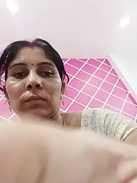 Hot ree85 online show from 17, 5, 2026