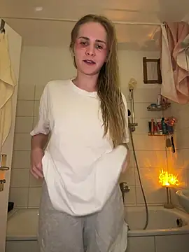 Sunny Eve online show from 14, 4, 2026