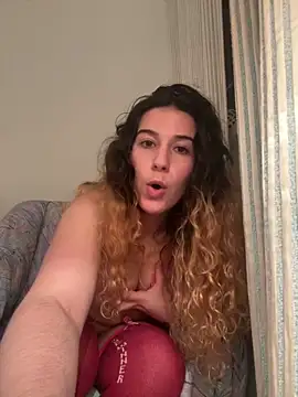Snapshot of joanaguerreiru chatting on 29, 5, 2026 joanaguerreiru online show from 29, 5, 2026