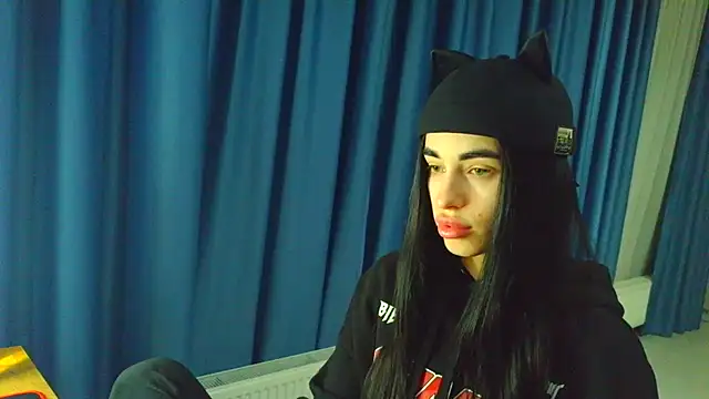 Vlada Elfie online show from 10, 3, 2026