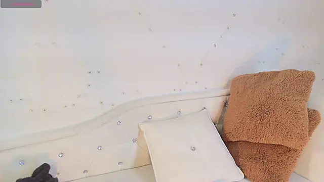 Jessica Beltrann online show from 6, 3, 2026