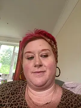 BustyRedxx online show from 7, 6, 2026