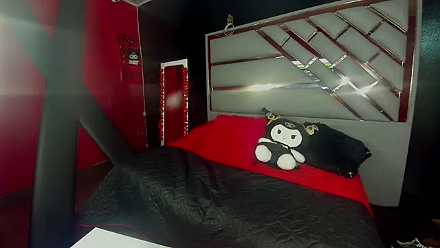 Snapshot of Mia_Miller001 chatting on 19, 2, 2026 Mia Miller001 online show from 19, 2, 2026