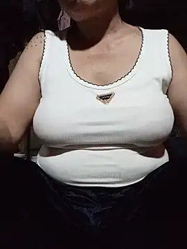 Snapshot of Agnes-baby chatting on 20, 6, 2026 Agnes-baby online show from 20, 6, 2026