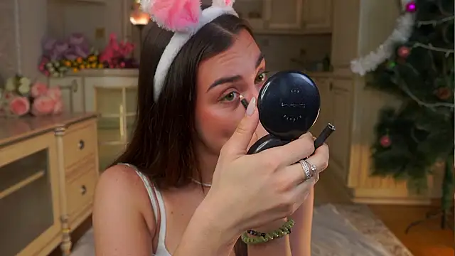 Snapshot of MinnaShummon chatting on 14, 1, 2026 MinnaShummon online show from 14, 1, 2026