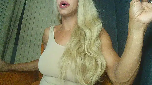 paolla23cm brasil online show from 13, 6, 2026